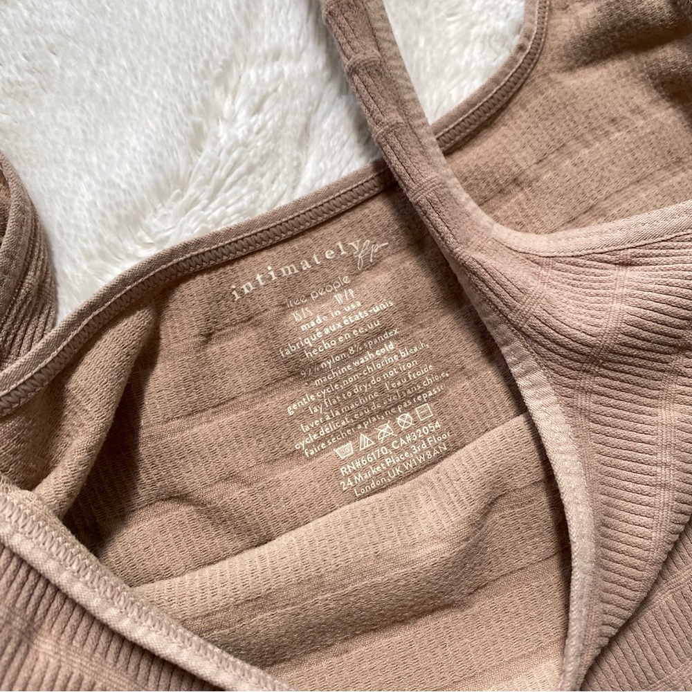 free people • square one nude seamless cami | XS/S - Picture 9 of 9